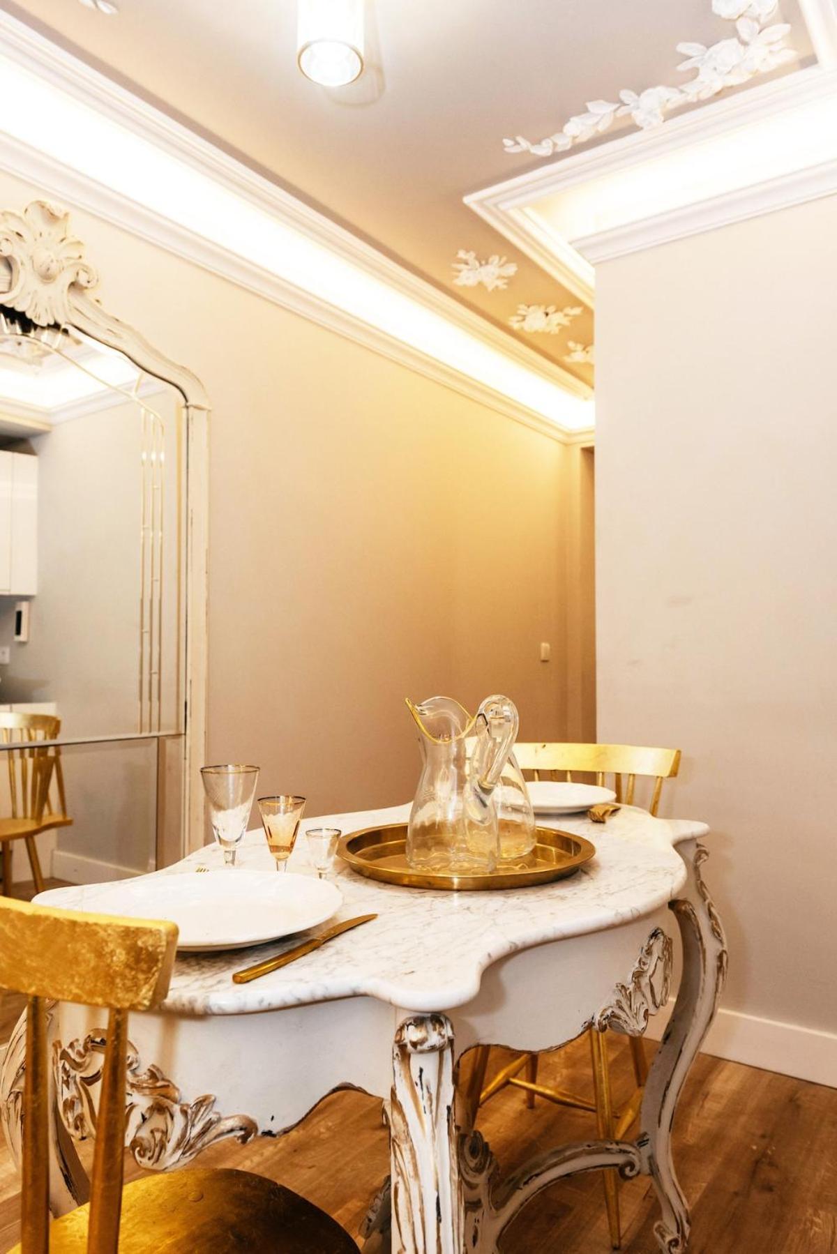 Exquisite Portuguese Soul Alfama 2p Apartment *
